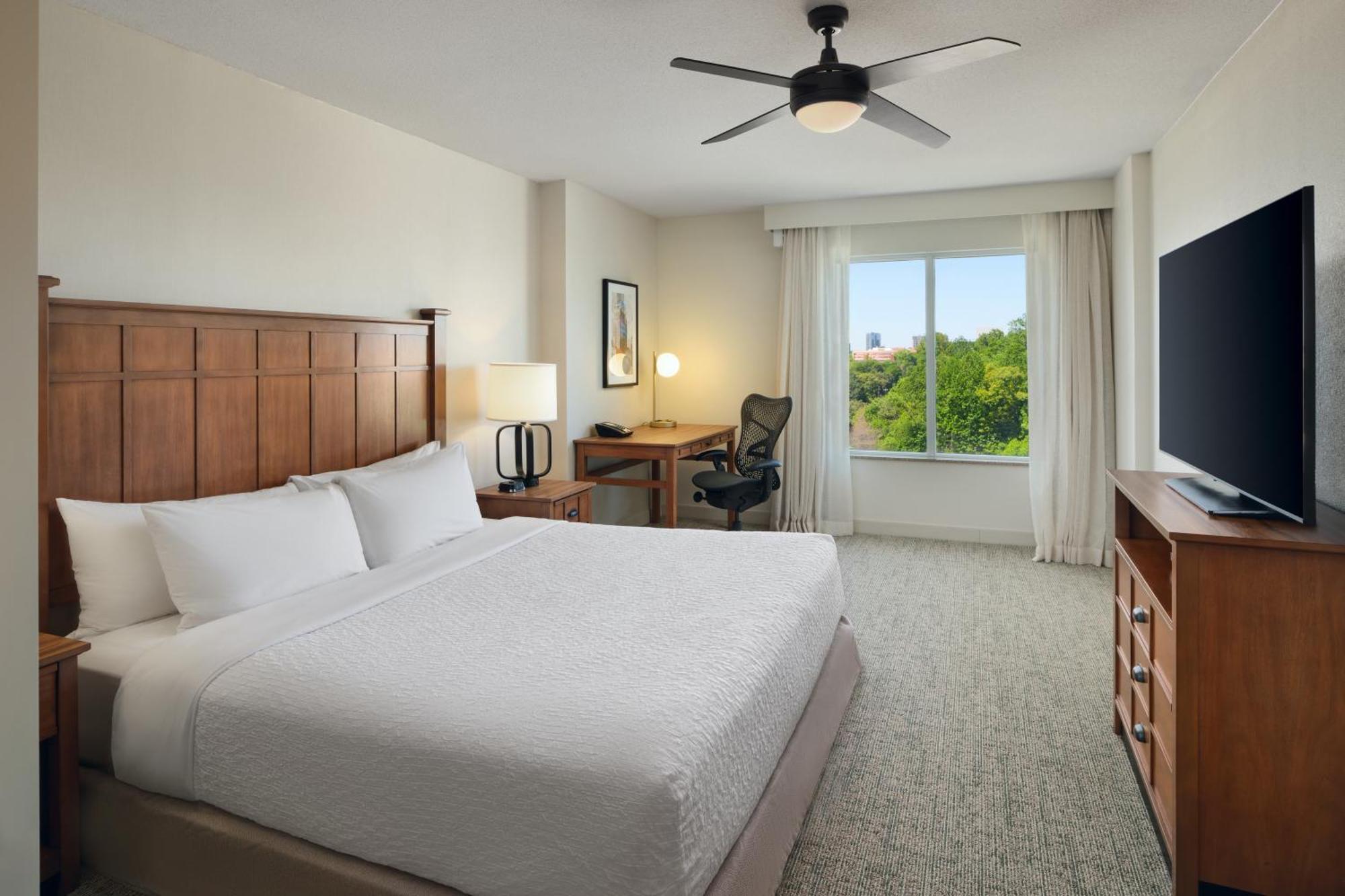Homewood Suites Atlanta Midtown Exterior photo